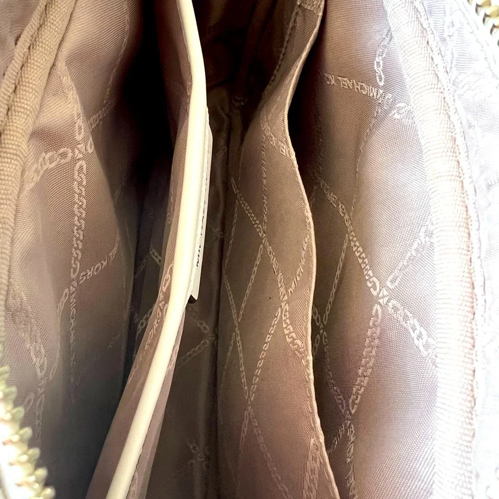 Michael Kors White and Gray Logo Crossbody Bag - Picture 4 of 4